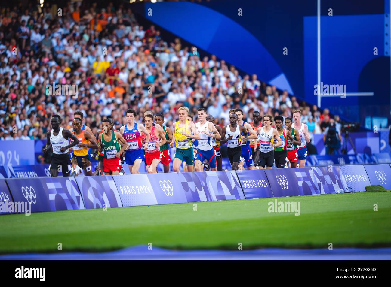 The 5000 meters final at the Paris 2024 Olympic Games Stock Photo - Alamy