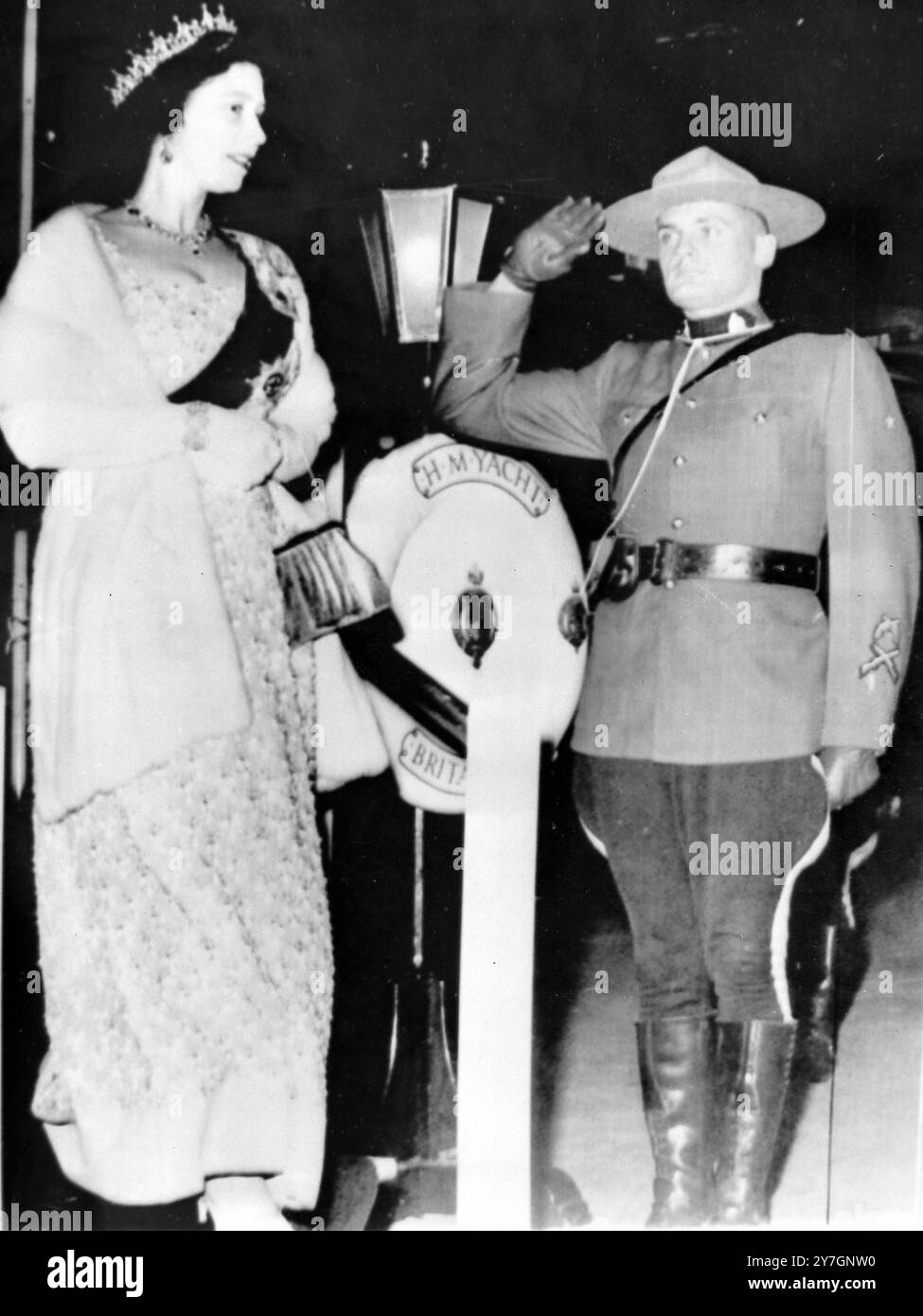 QUEEN ELIZABETH II IN CHARLOTTETOWN / ; 7 OCTOBER 1964 Stock QUEEN ELIZABETH II IN CHARLOTTETOWN / ; 7 OCTOBER 1964 Stock