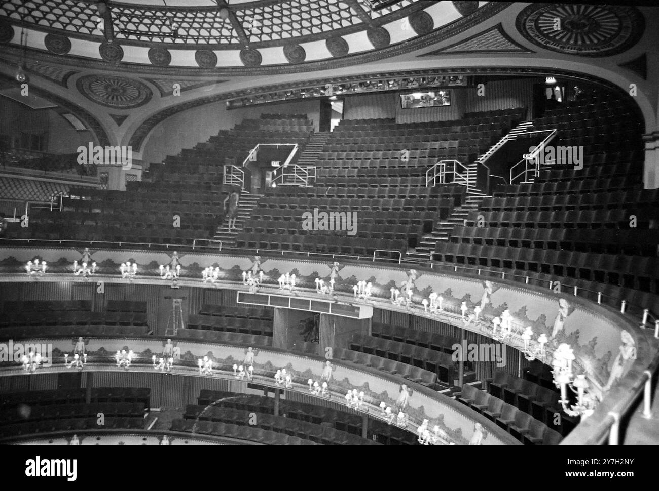 COVENT GARDEN GALLERY AND AMPHITHEATRE, AUDITORIUM AT ROYAL OPERA HOUSE ...