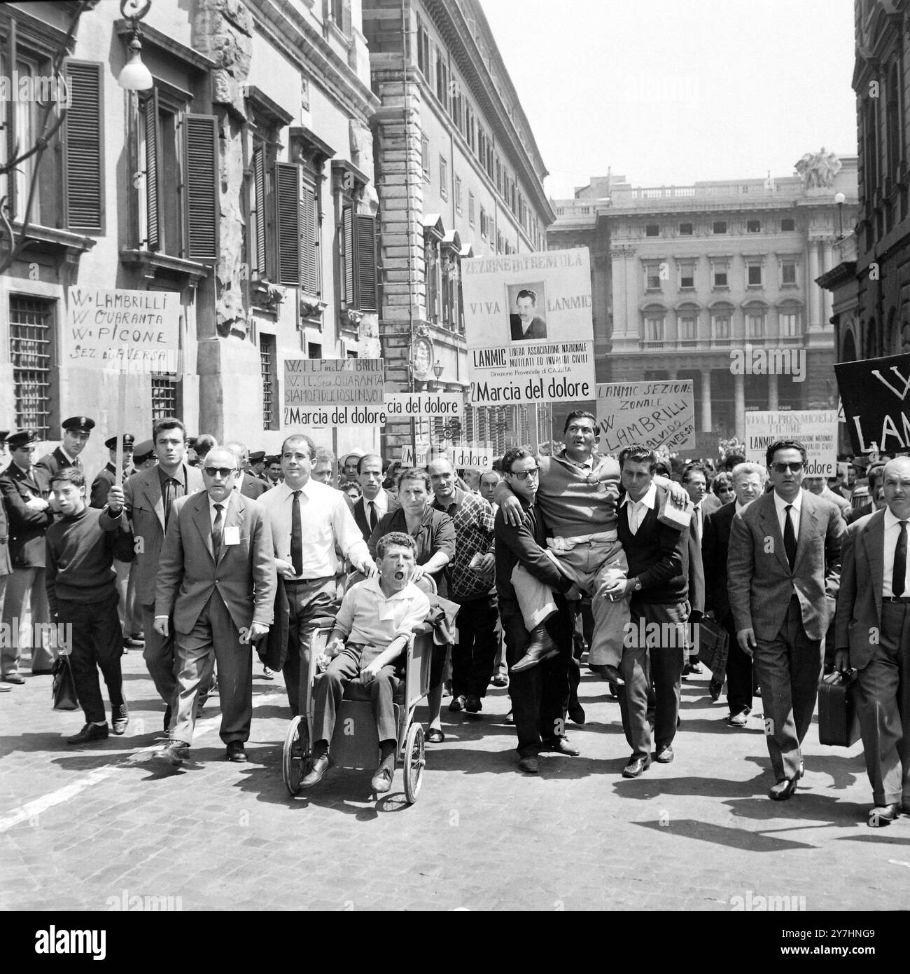 1964 and march Black and White Stock Photos & Images - Alamy