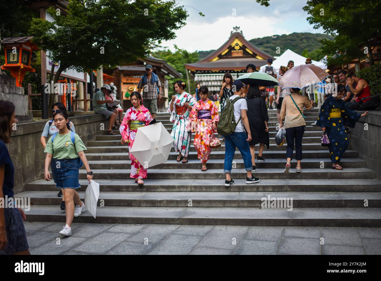 Yasaka shrine rituals hi-res stock photography and images - Alamy