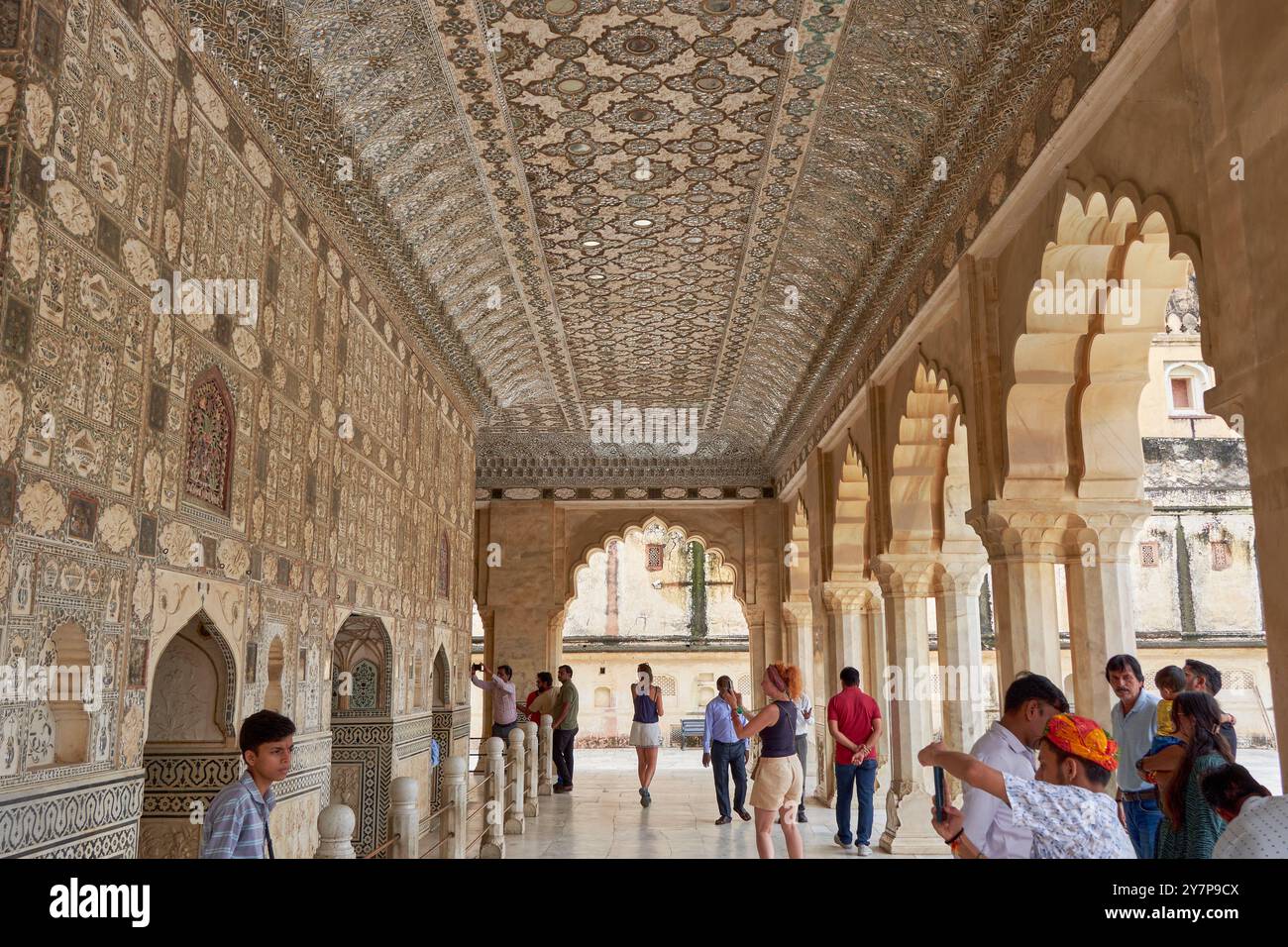 Sheesh mahal jaipur hi-res stock photography and images - Alamy