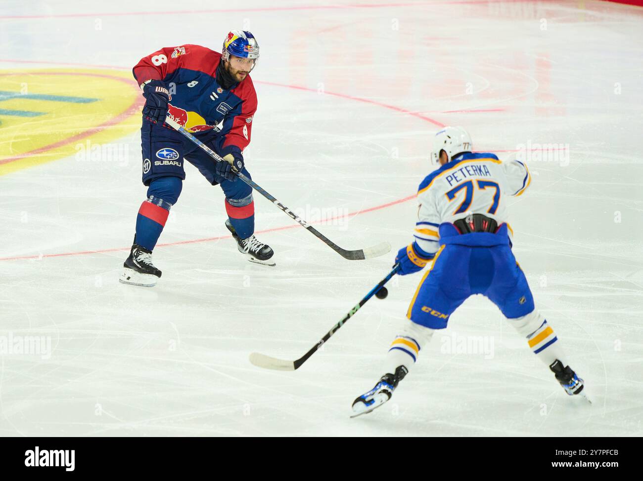 Munich, Germany. 27th Sep, 2024. Tobias Rieder, EHC RB Muc 8 compete, zweikampf, fight for the puck against John Jason JJ Peterka in the friendly match of the Global Series Challenge EHC RB MUENCHEN - BUFFALO SABRES 0-5 at SAP Garden in Munich, Germany, Sept 27, 2024. Season 2024/2025, matchday x, Photographer: ddp images/star-images Credit: ddp media GmbH/Alamy Live News Stock Photo