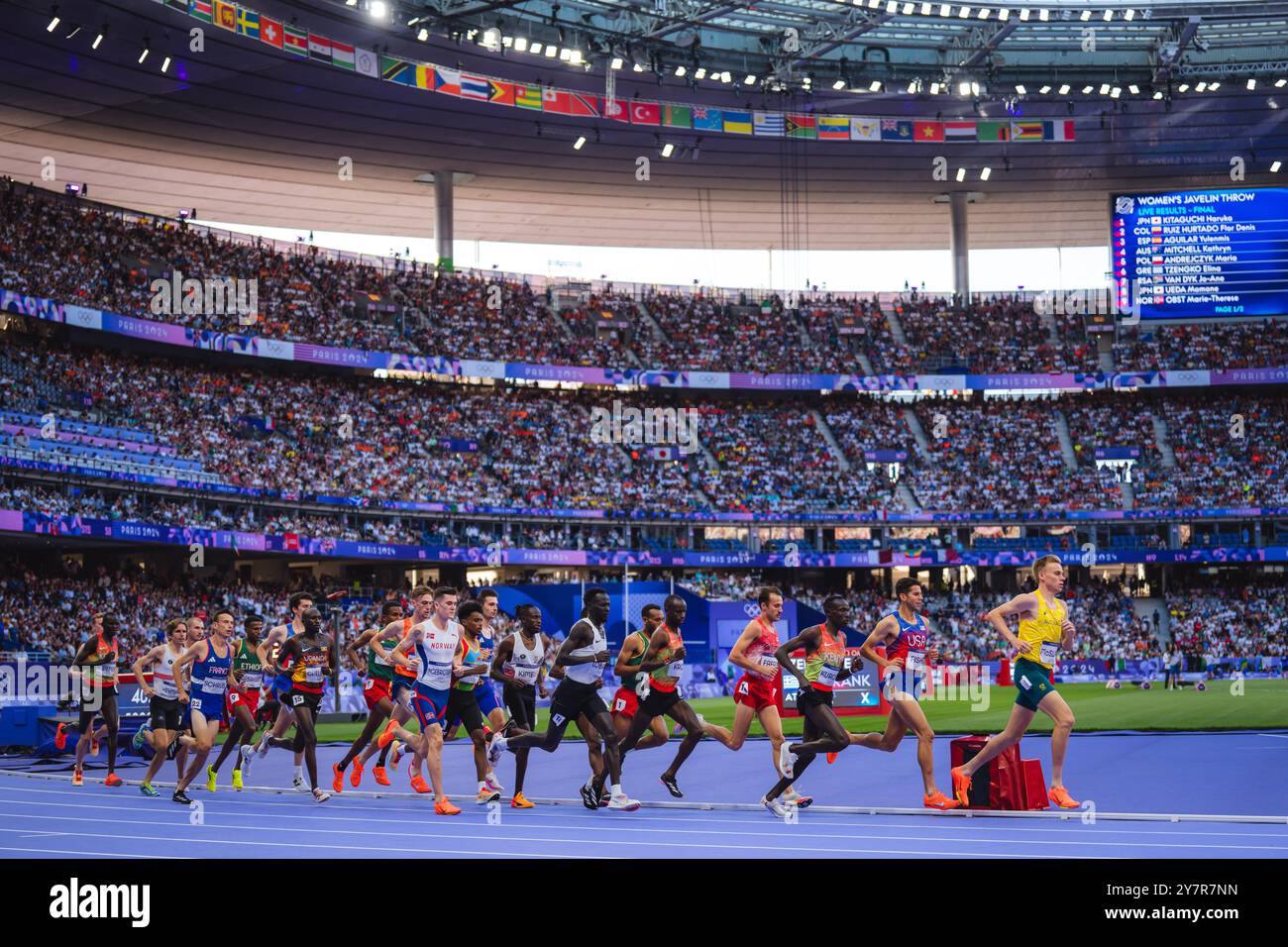 The 5000 meters final at the Paris 2024 Olympic Games Stock Photo - Alamy