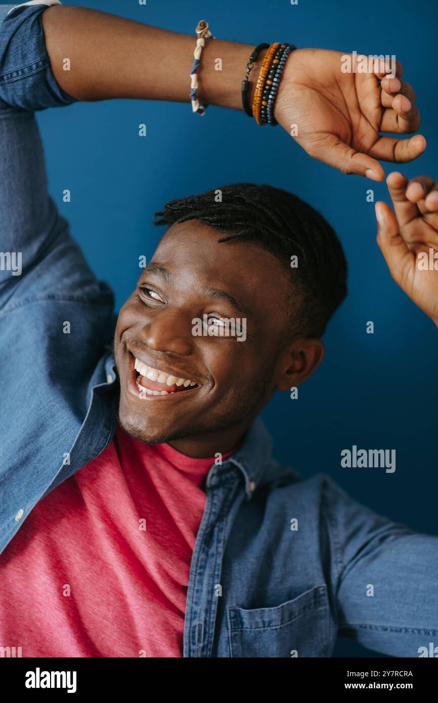 African men casual wear hi-res stock photography and images - Alamy