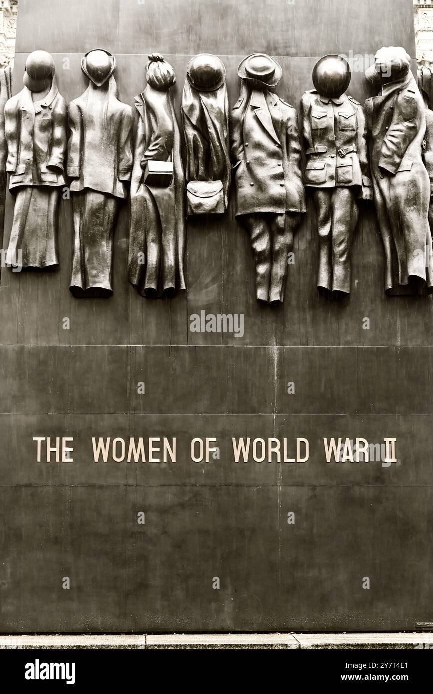 Women of World War Two memorial Stock Photo - Alamy