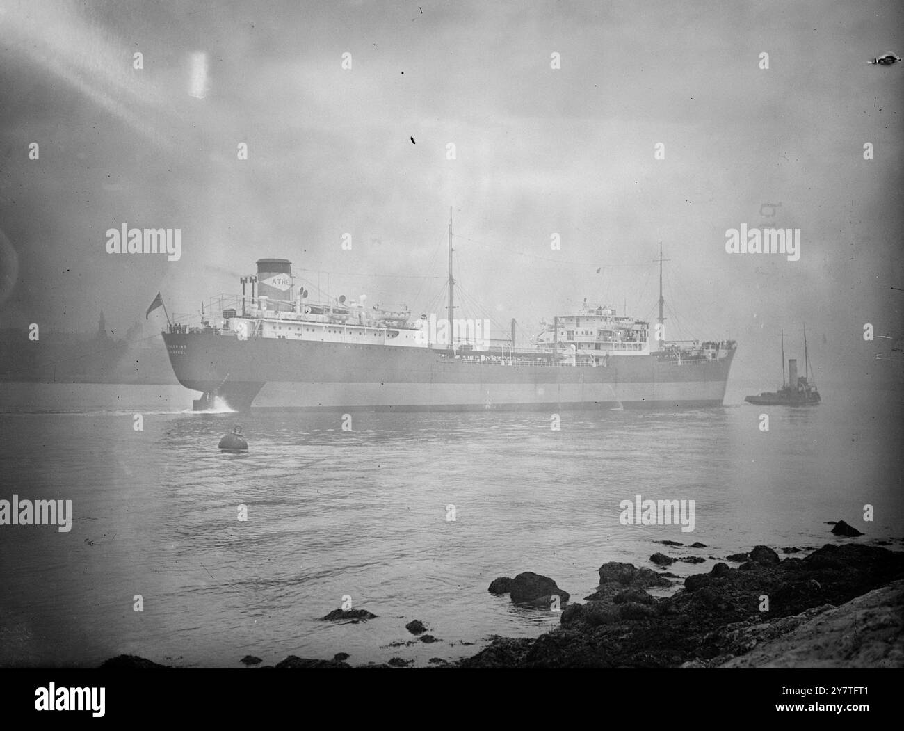 Tanker tug boat Black and White Stock Photos & Images - Alamy