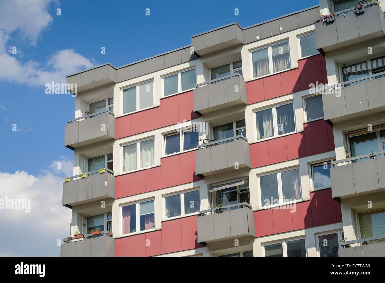 Residential building, Potsdamer Straße, Tiergarten, Mitte, Berlin ...