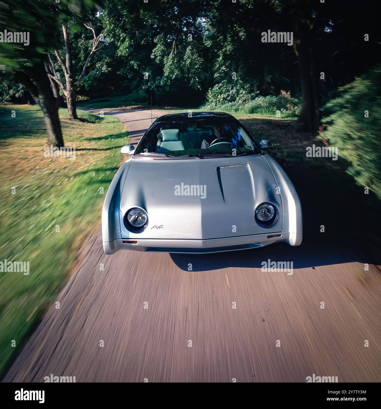 Avanti an American performance sports coupe based on the Studebaker ...