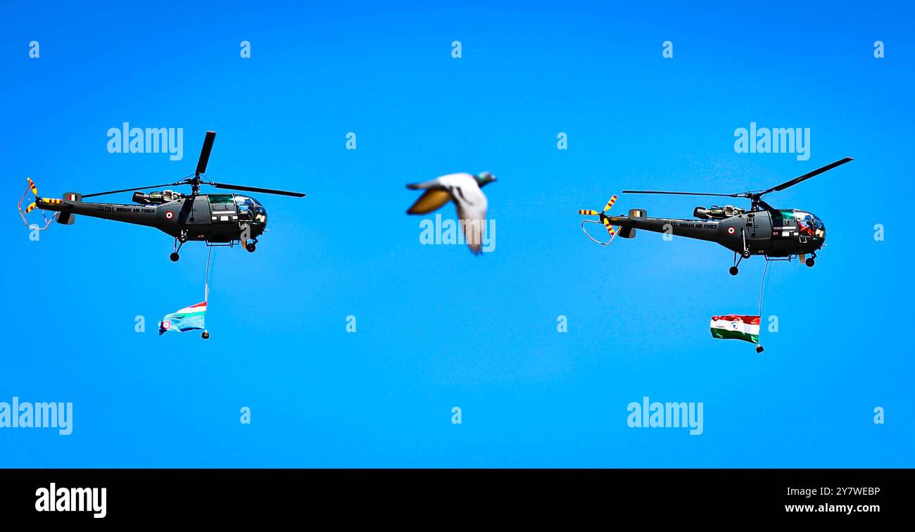 Air Show by IAF October 1, 2024, Marina Beach, Tamil Nadu, INDIA: The Indian Air Force IAF s 92nd Air Adventure Show Chennai Air Show 2024 to be held at Chennai Marina on October 6, 2024, will be joined by top adventure teams like Akash Ganga, Suryakiran and 72 aircraft, a government press release .Ahead of this a Rehearsal has been carried out at Chennai Marina Beach Credit Image: Seshadri Sukumar/ZUMA Press Wire Marina Beach Chennai INDIA Copyright: xSeshadrixSukumarx Stock Photo