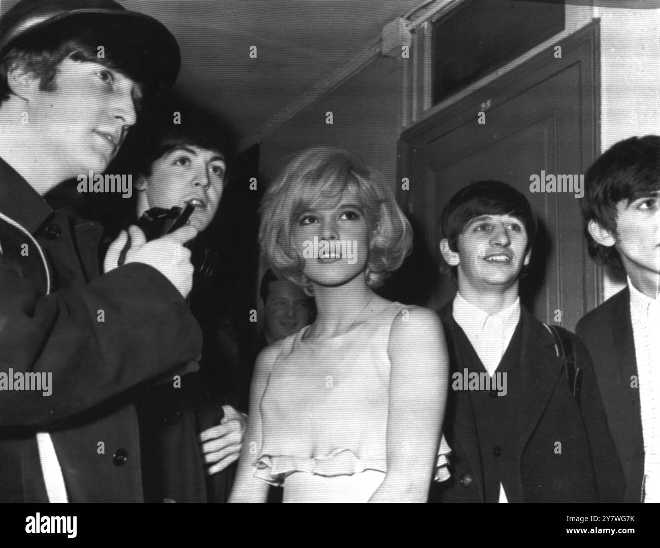 JEUNESSE CINEMA Num 64 / Mars 1963 / Sylvie Vartan / Sheila EUR 10,00 - FR