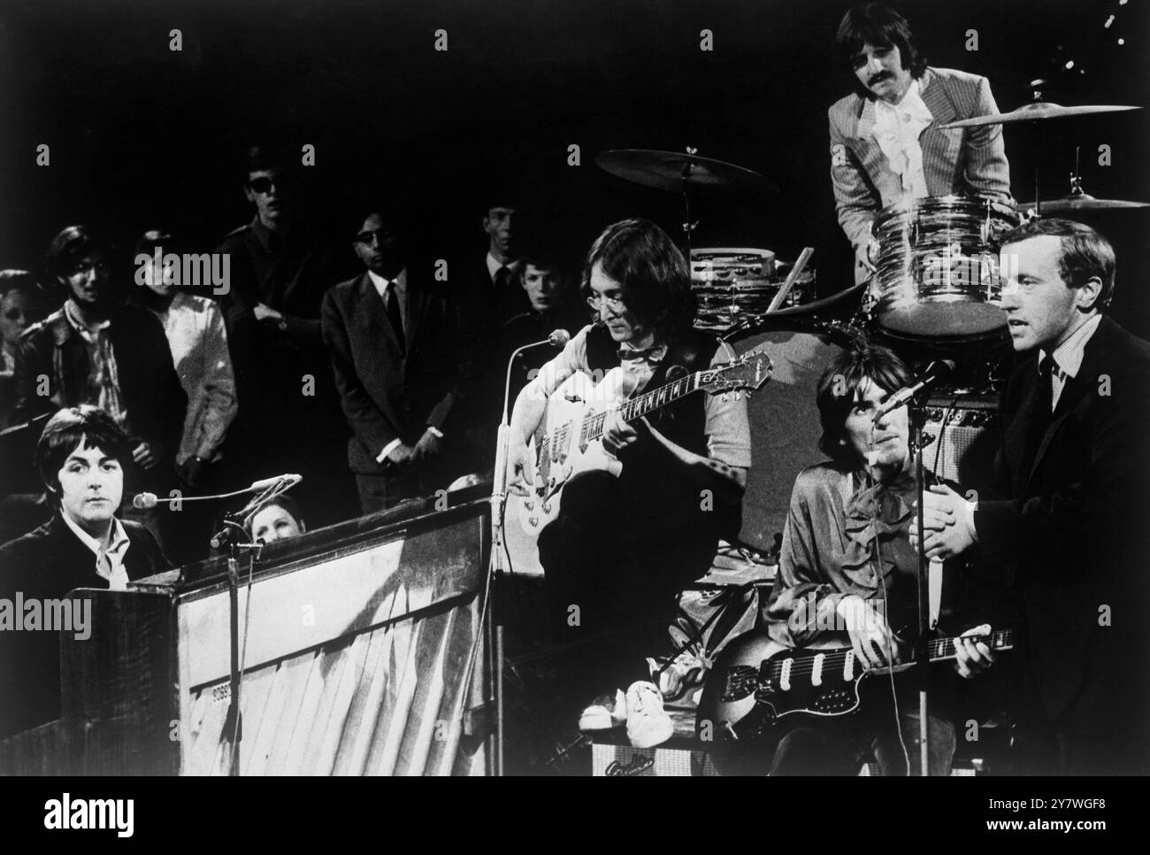 The beatles performing 1968 hi-res stock photography and images