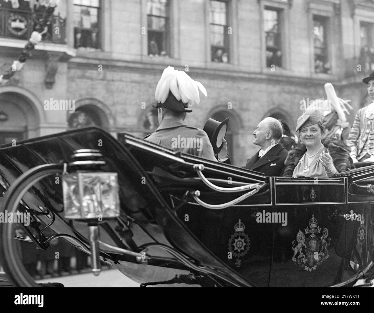 King George VI travels in carriage with ;  President Albert Lebrun and his wife  Madame Albert Le Brun on their visit to London , England . 22 March 1939 Stock Photo