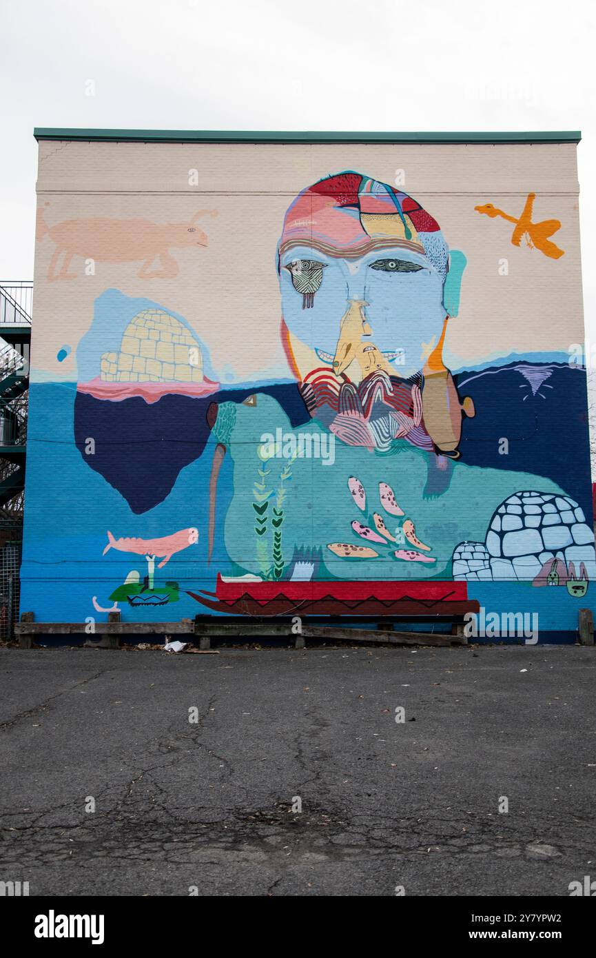 Quniq Inuit Inuit mural Qanuqtuurniq meaning innovative and resourceful on Ontario ...