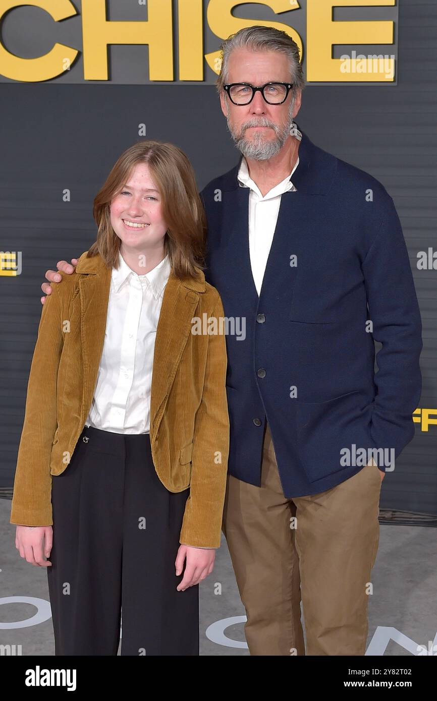 Vesper Ruck und Alan Ruck bei der Premiere der HBO Serie 'The Franchise ...