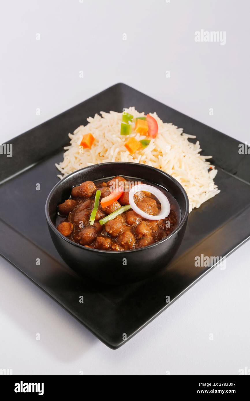 Veg mix paratha hi-res stock photography and images - Alamy