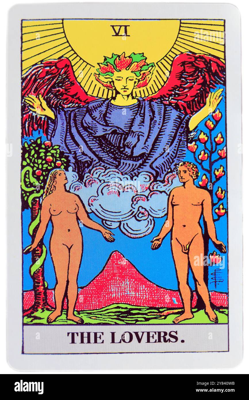 The lovers tarot card hi-res stock photography and images - Alamy