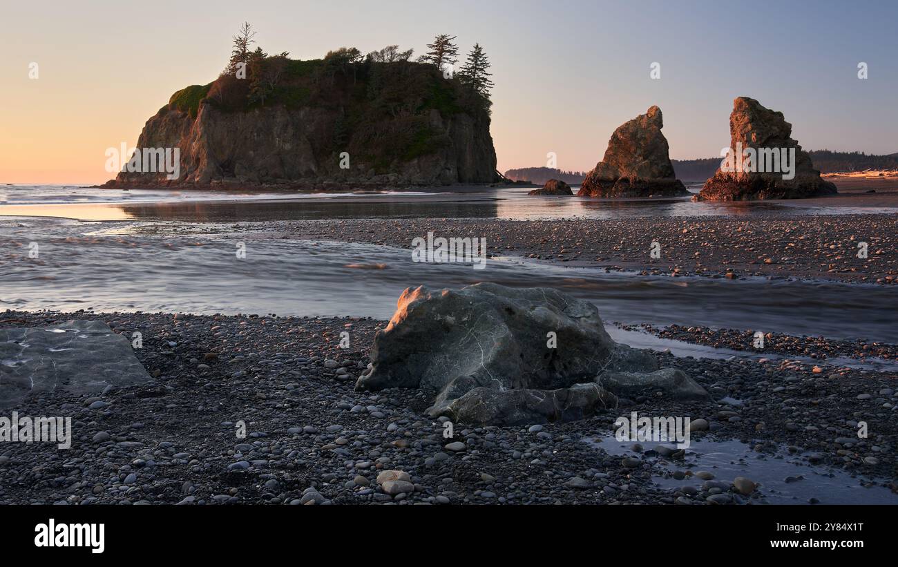Ruby Beach landscape with sea stacks at sunset on a clear day on the Pacific Northwest coast, Washington USA Stock Photo