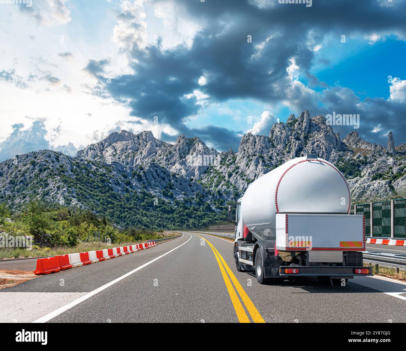 Fuel truck on picturesque hi-res stock photography and images - Alamy