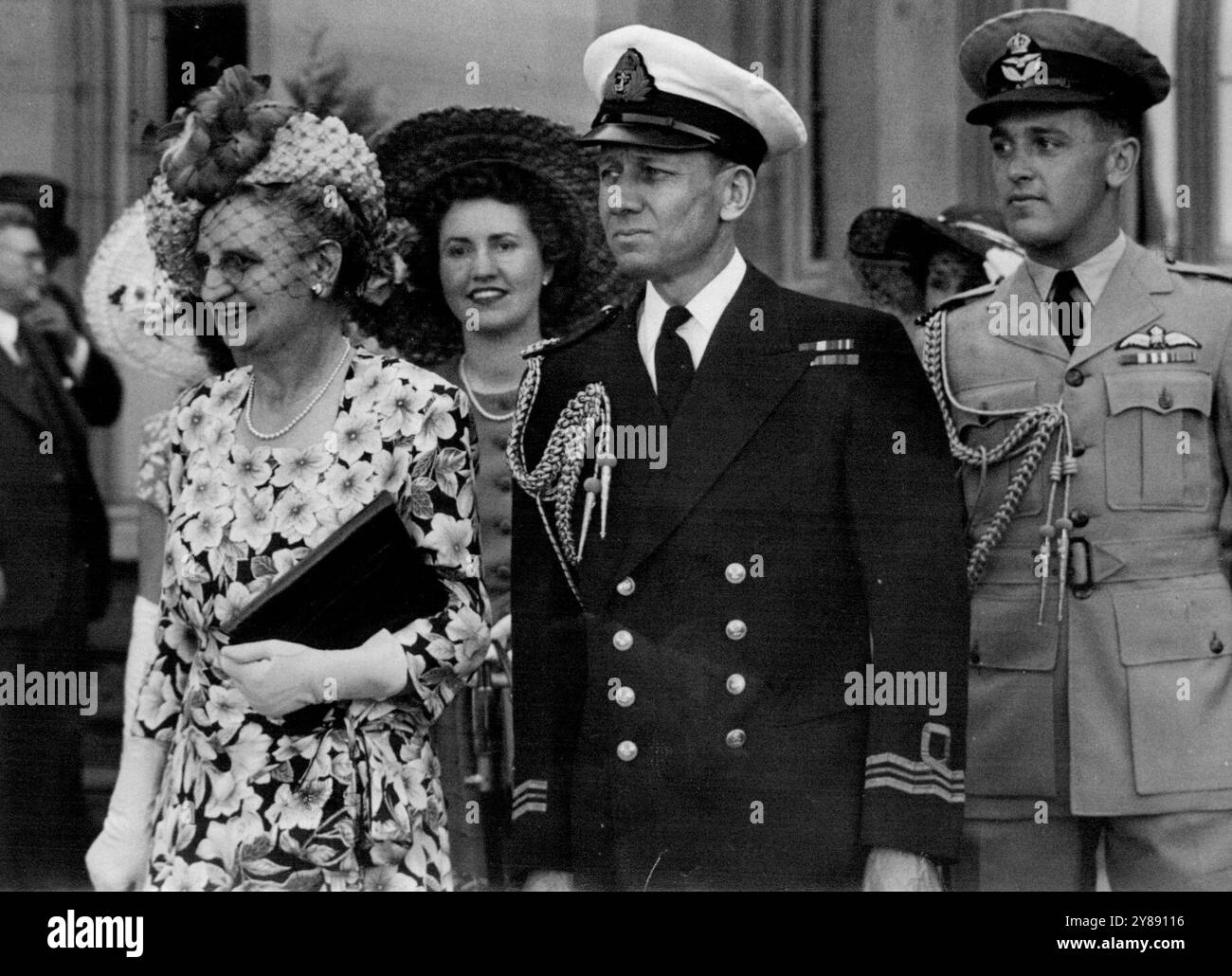 Mrs. Collet Lt commander alexis albert bl hi-res stock photography and images - Alamy