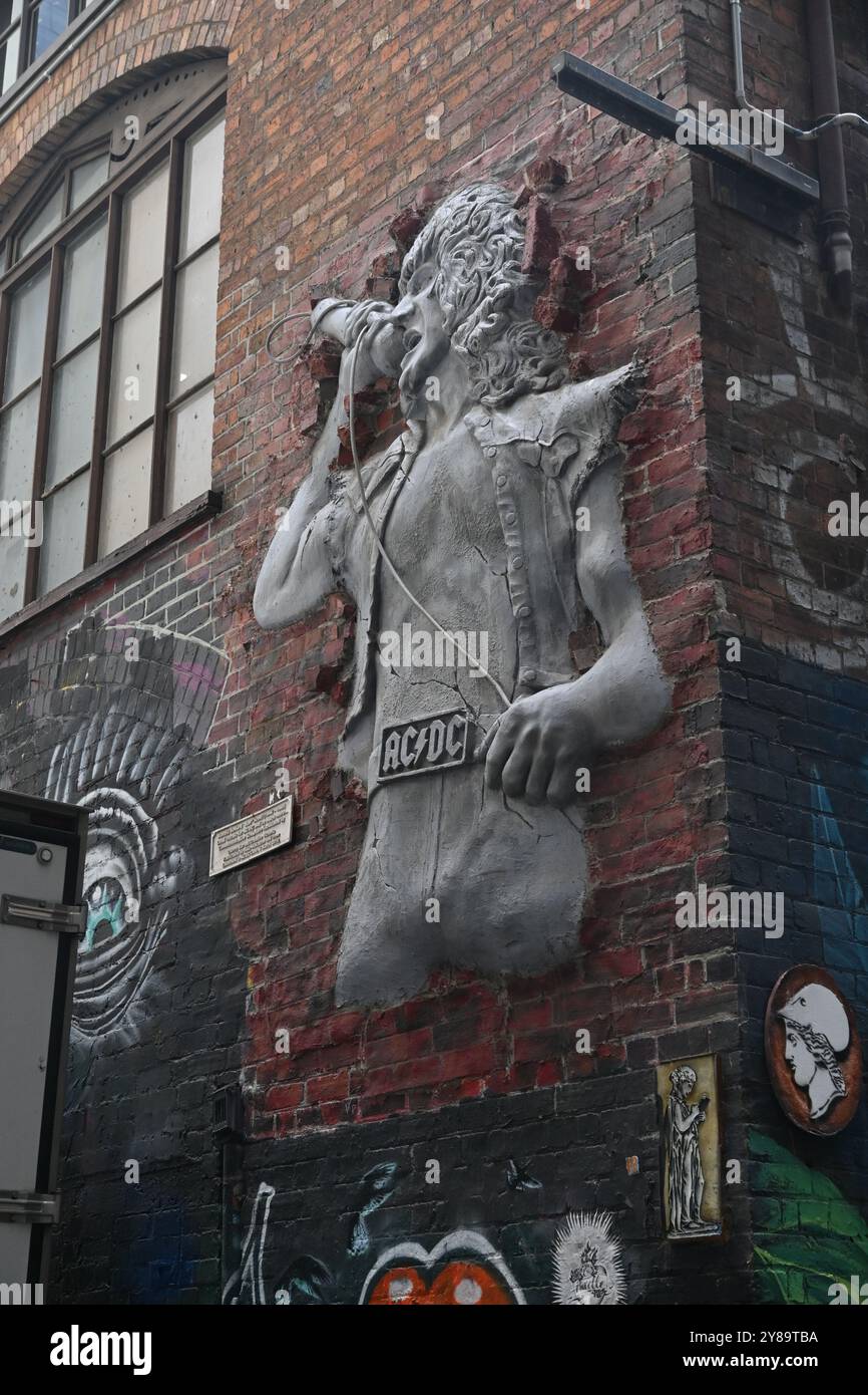 View of Bon Scott statue in AC DC lane in Melbourne, Australia Stock ...