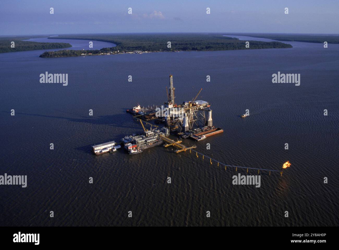 British petroleum rig hi-res stock photography and images - Alamy