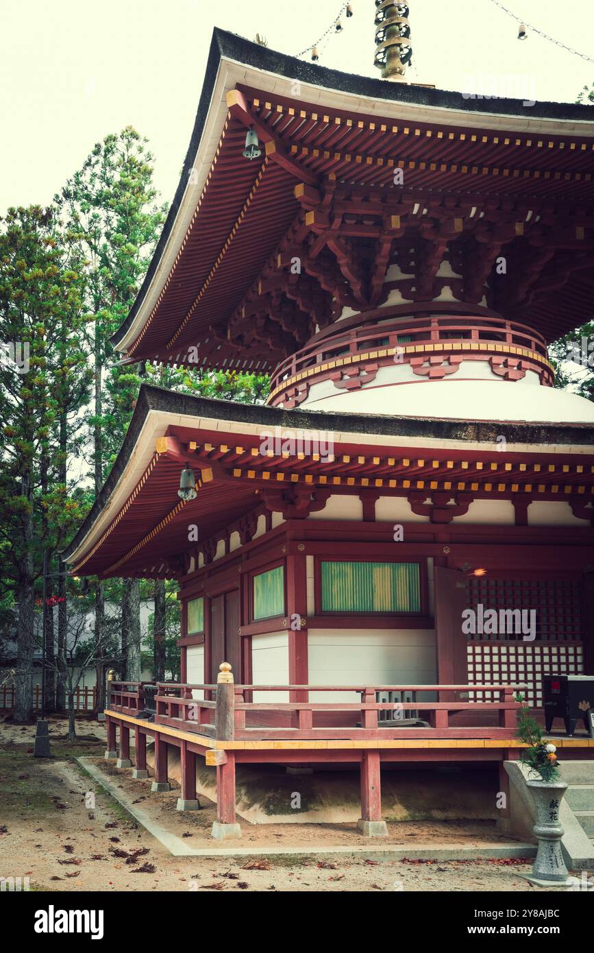 red pagoda sorrounded by trees Stock Photo - Alamy