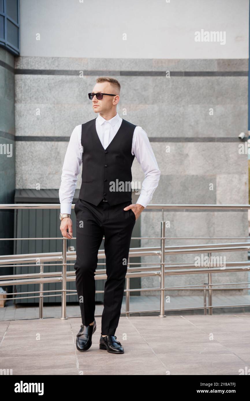 Confidently in formal attire hi-res stock photography and images - Alamy