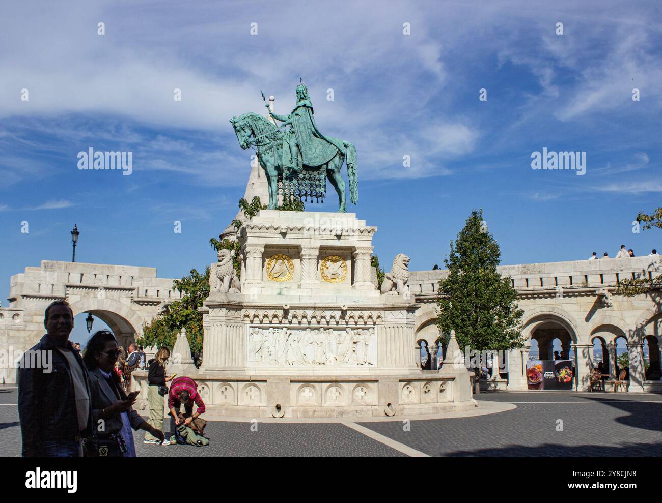 Szent István lovas szobra a Halászbástyánál Stock Photo