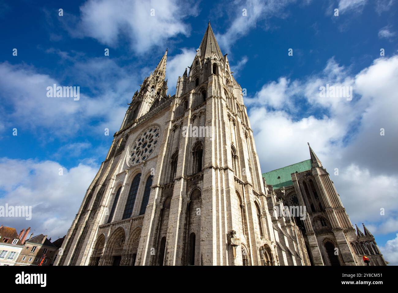 Church lady angels notre hi-res stock photography and images - Alamy