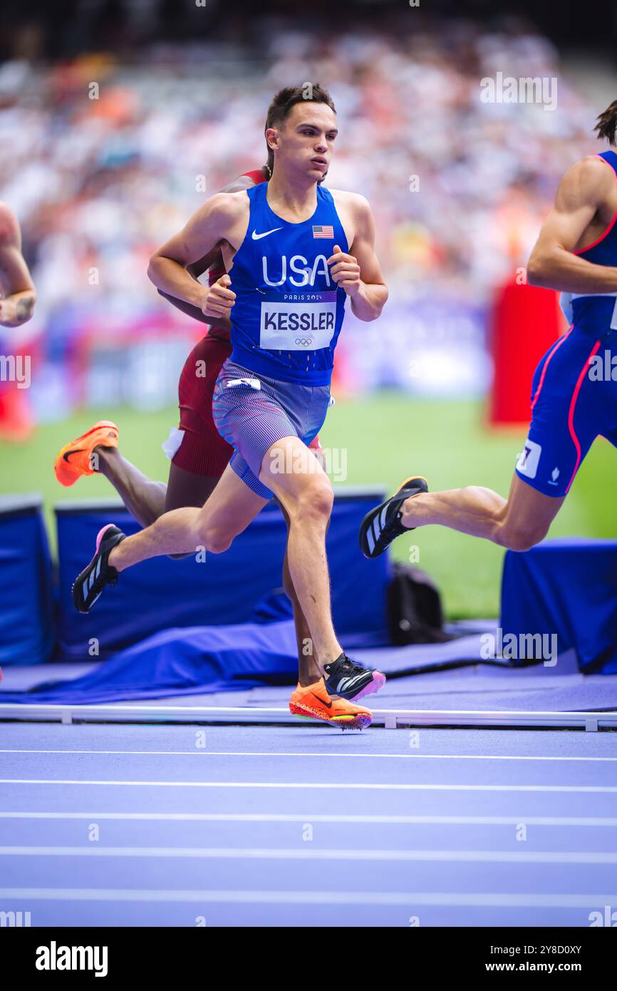 Hobbs Kessler participating in the 800 meters at the Paris 2024 Olympic