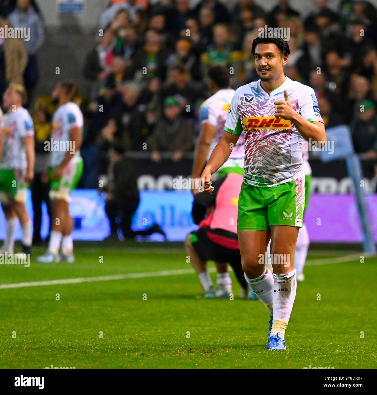 Northampton, UK. 4th Oct, 2024. Harlequins Marcus Smith look on during the Gallagher Premiership Rugby match between Northampton Saints and Harlequins Rugby at cinch Stadium Franklin's Gardens. Northampton UK. Credit: PATRICK ANTHONISZ/Alamy Live News Stock Photo