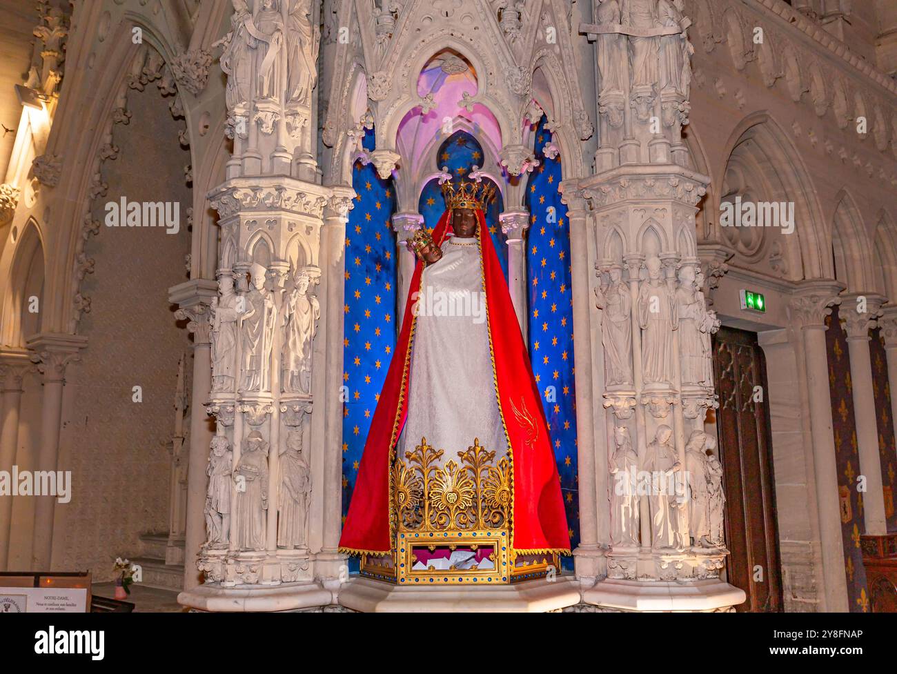 DOUVRES LA DELIVRANDE, FRANCE, MAY 13, 2024 : interiors architectural decors of basilica of Our Lady de la delivrande, norrmandy Stock Photo