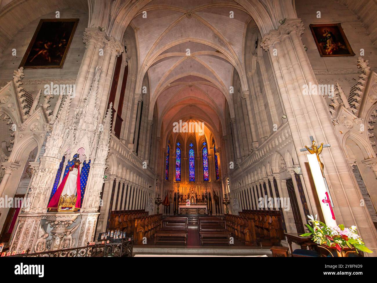 DOUVRES LA DELIVRANDE, FRANCE, MAY 13, 2024 : interiors architectural decors of basilica of Our Lady de la delivrande, norrmandy Stock Photo