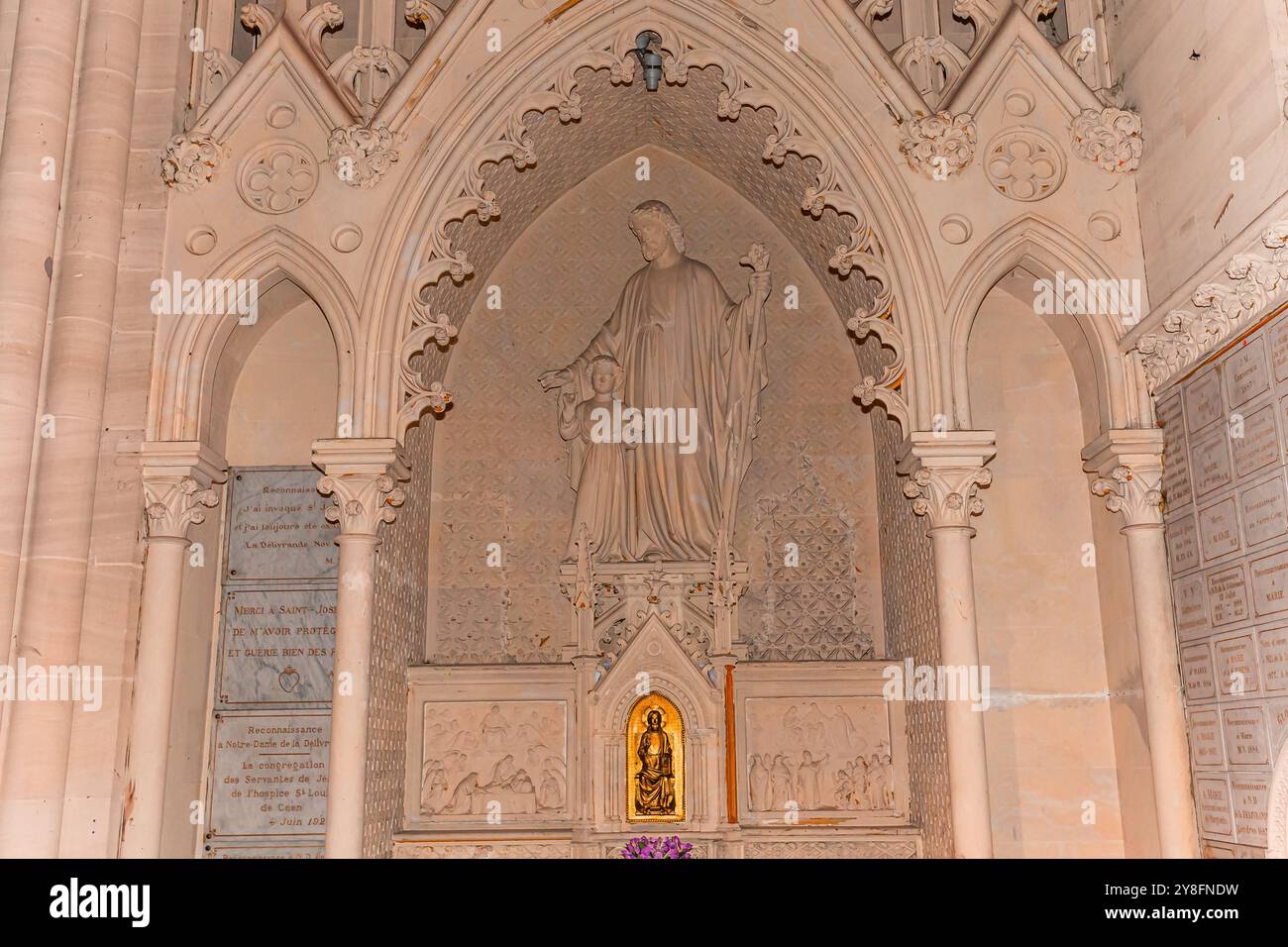 DOUVRES LA DELIVRANDE, FRANCE, MAY 13, 2024 : interiors architectural decors of basilica of Our Lady de la delivrande, norrmandy Stock Photo