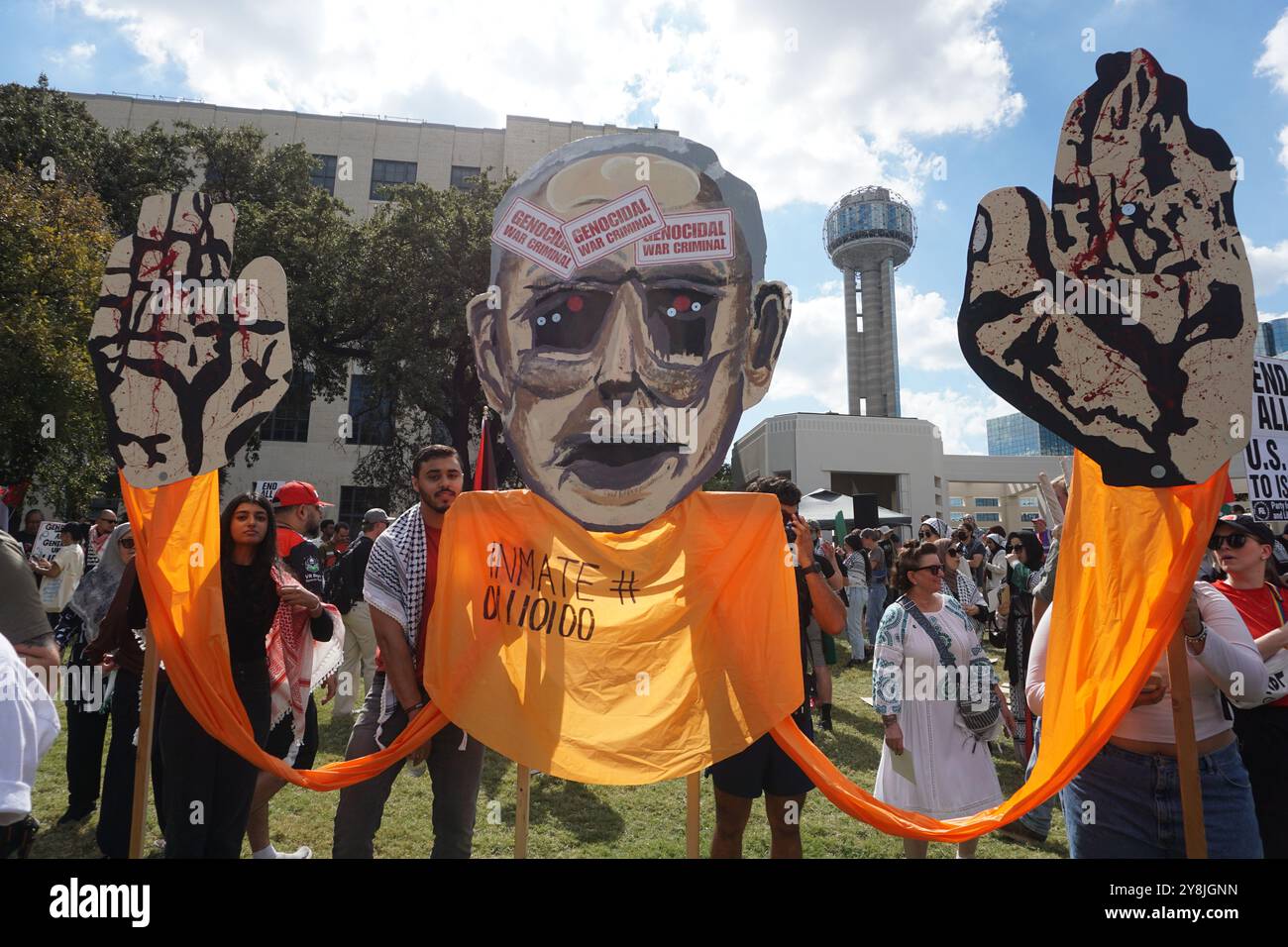 Dallas, Texas, USA. 5th Oct, 2024. Dallas, Texas, USA: People gathered at The Grassy Knoll to mark the International Day of Action on Saturday October 5, 2024. (Credit Image: © Javier Vicencio/ZUMA Press Wire) EDITORIAL USAGE ONLY! Not for Commercial USAGE! Stock Photo