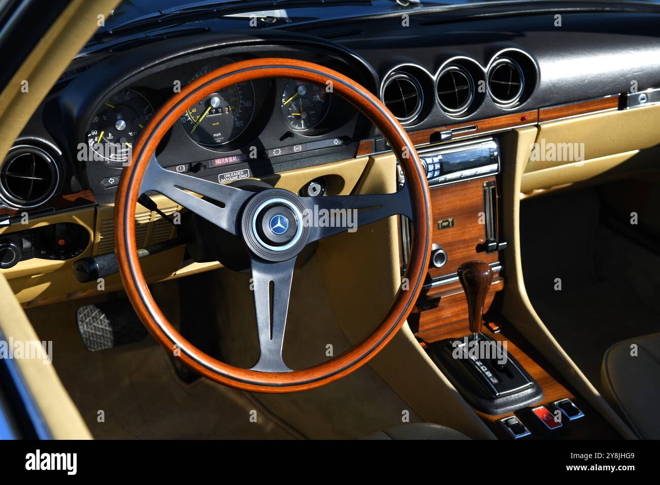 mercedes-500sl-interior-stock-photo-alamy