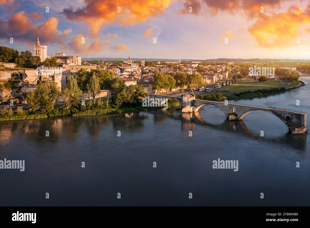 Beautiful view of Avignon with famous bridge Saint-Benezet, medieval ...