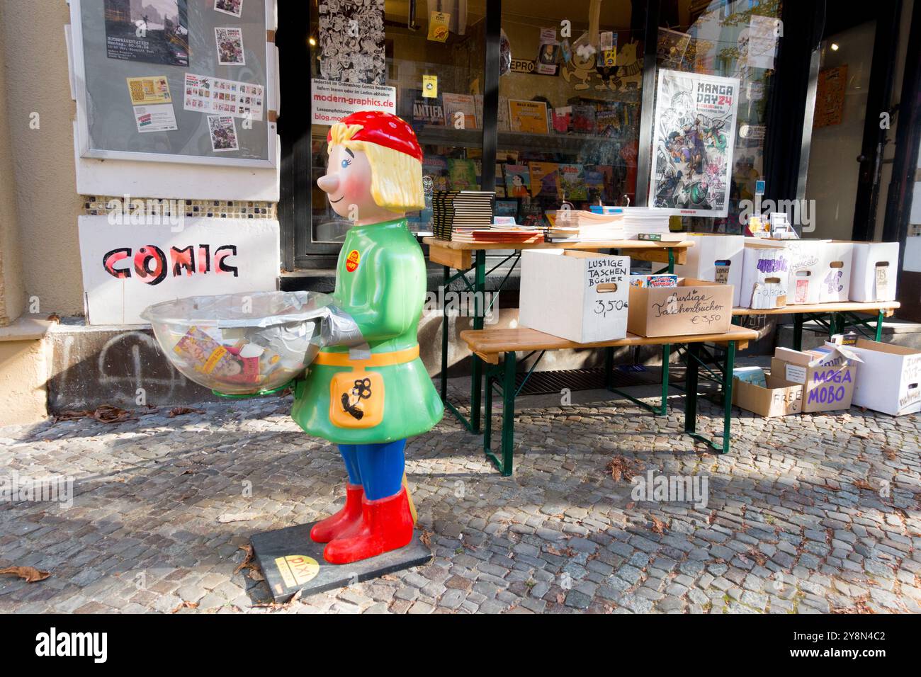 Kastanienallee Street, Bookshop, Berlin Germany Europe Stock Photo