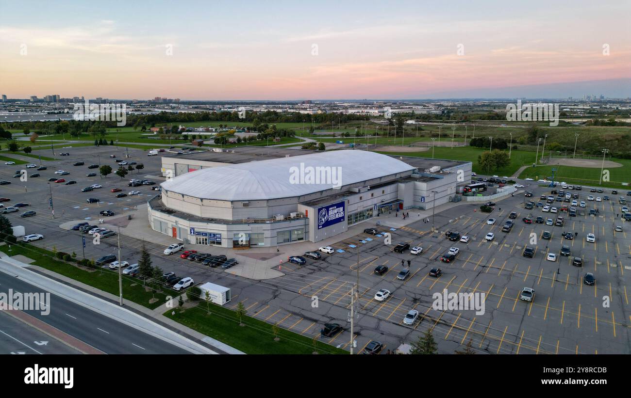 Powerade centre hi-res stock photography and images - Alamy