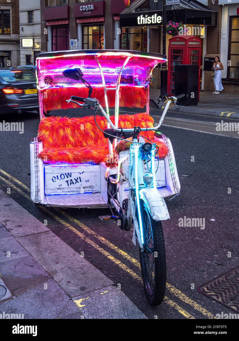 London taxi tricycle hi-res stock photography and images - Alamy