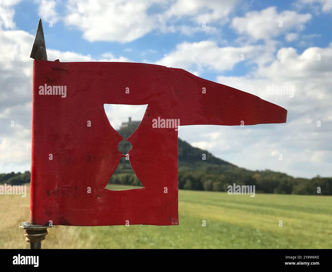 Red in the middle of chalice hi-res stock photography and images - Alamy