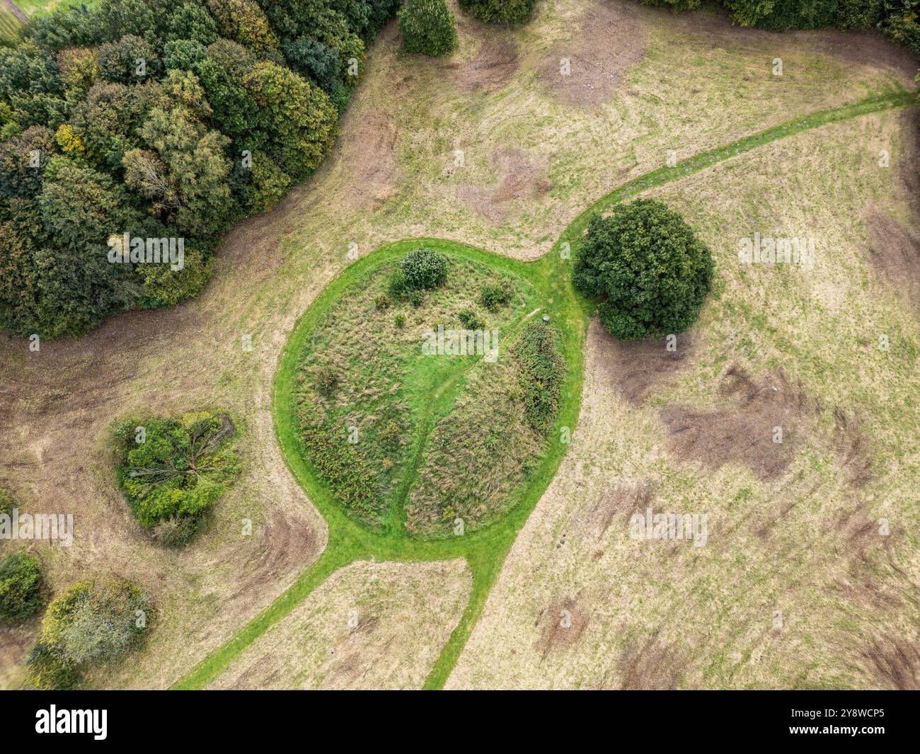 Random Mounds Modern mound hi-res stock photography and images - Alamy
