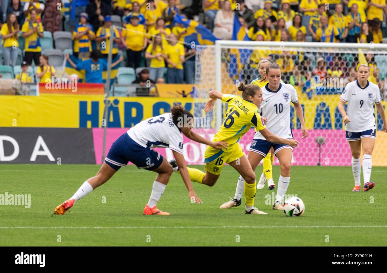 Gothenburg, Sweden, July 16th, 2024. Filippa Angeldahl with the ball