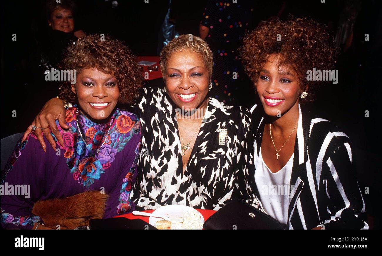 **FILE PHOTO** Cissy Houston Has Passed Away. Dionne Warwick, Cissy
