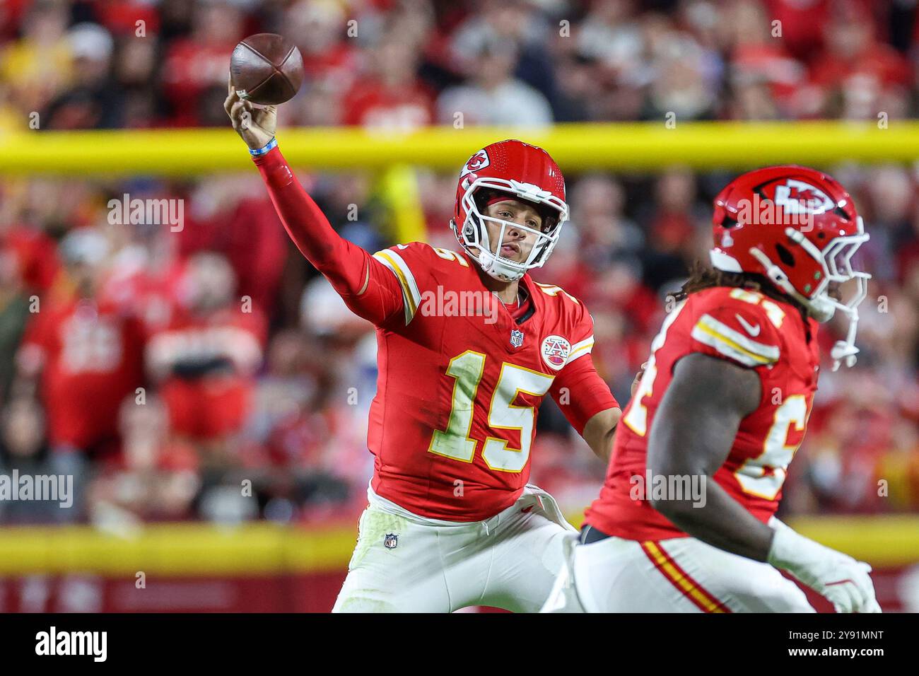 Kansas city chiefs kelce mahomes hi-res stock photography and images - Alamy