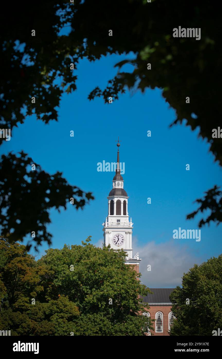 Baker-Berry Library Tower at Dartmouth College in Hanover, New Hampshire, USA.  The 200 foot (61 Meter) tall bell tower overlooking the green at the center of the Ivy League campus. Stock Photo