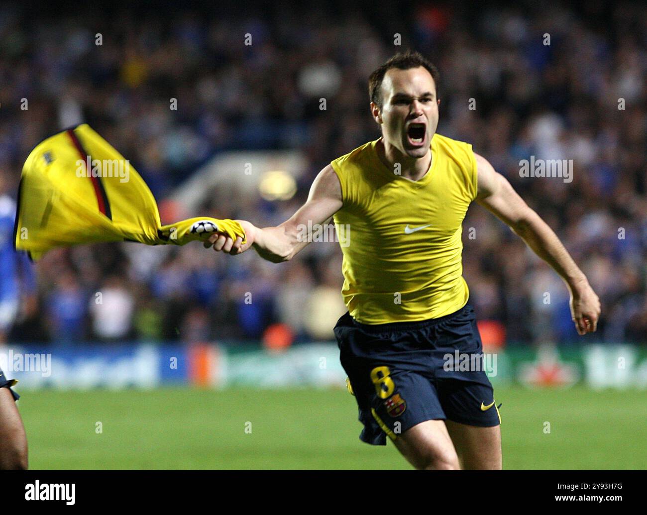 Andrés iniesta hi-res stock photography and images - Alamy