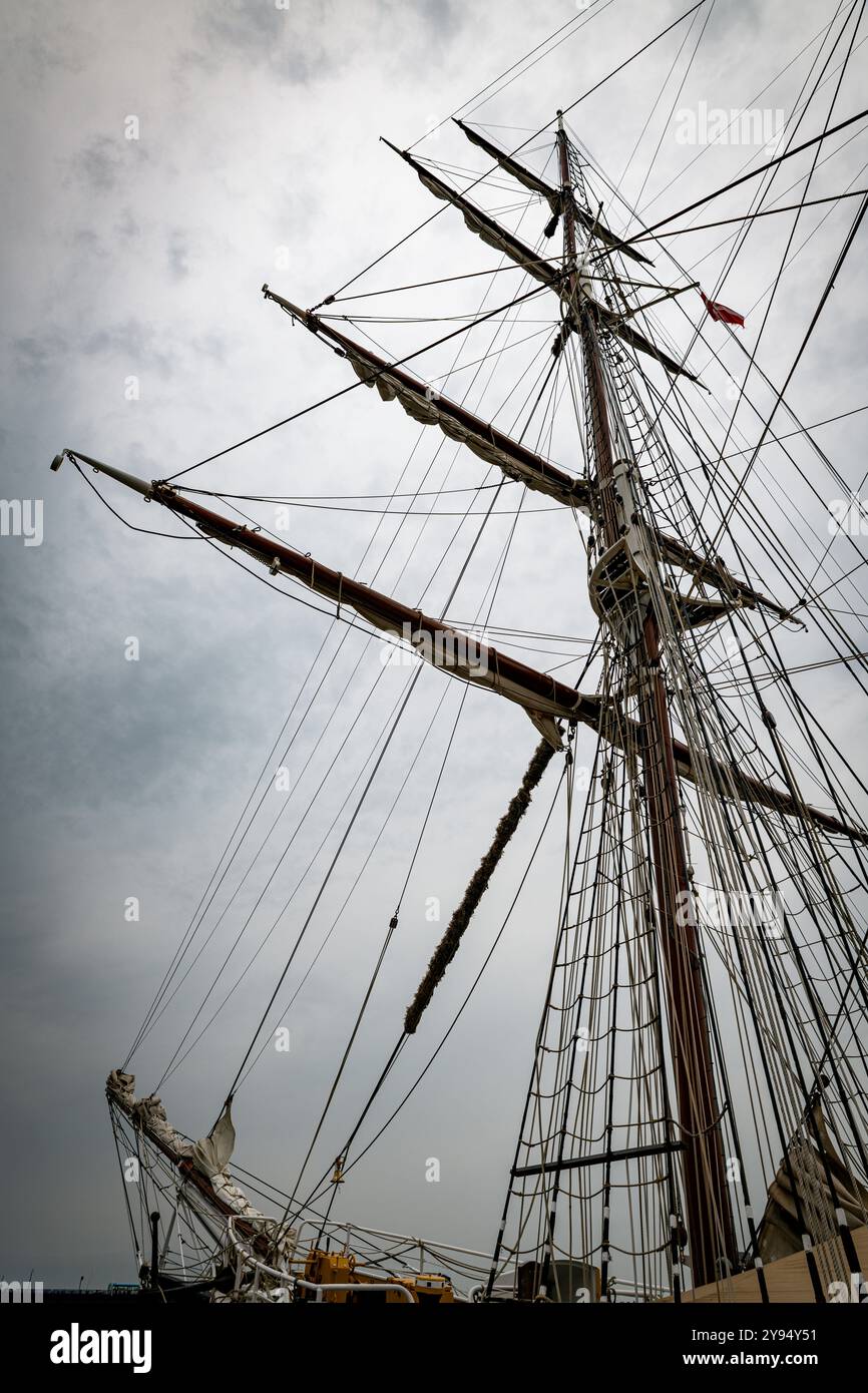 Inskip Masts Majestic ship tall masts hi-res stock photography and images - Alamy