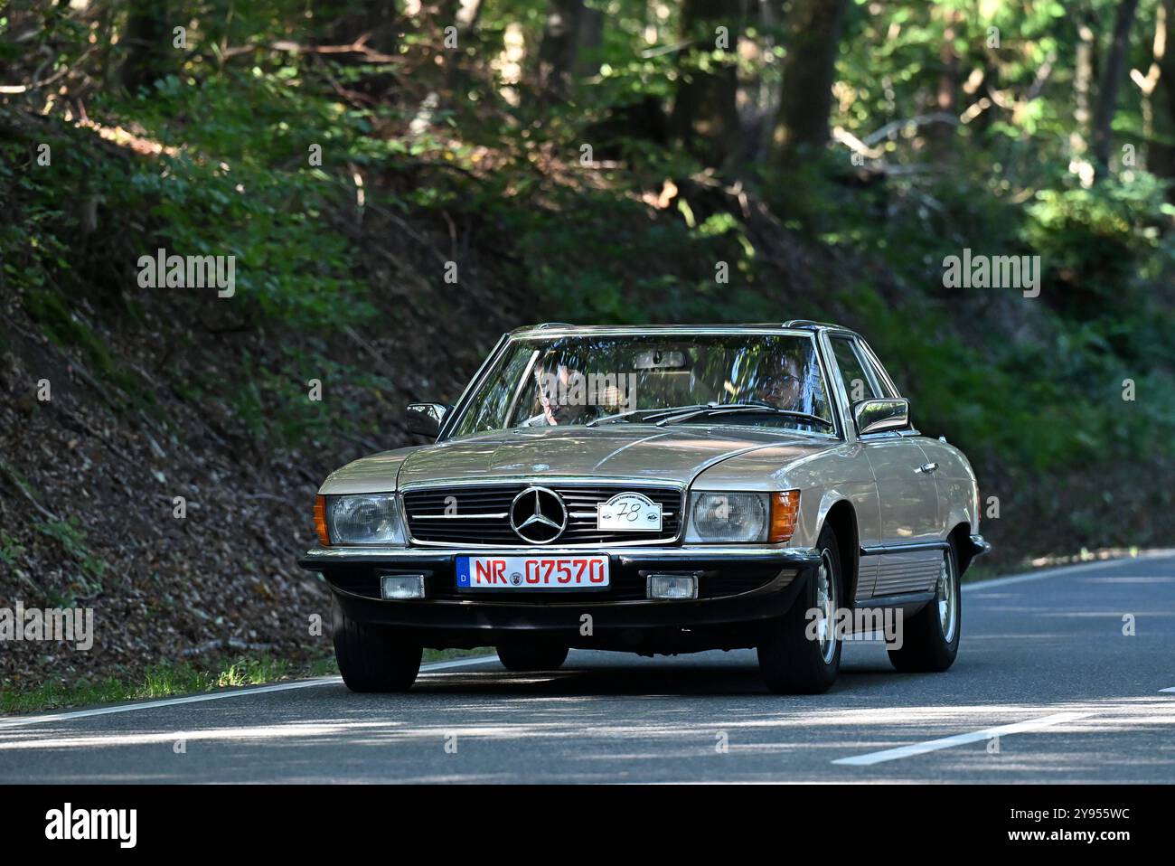 Perfect Original Photos about  Mercedes Benz Altenkirchen  as Your HD Pictures